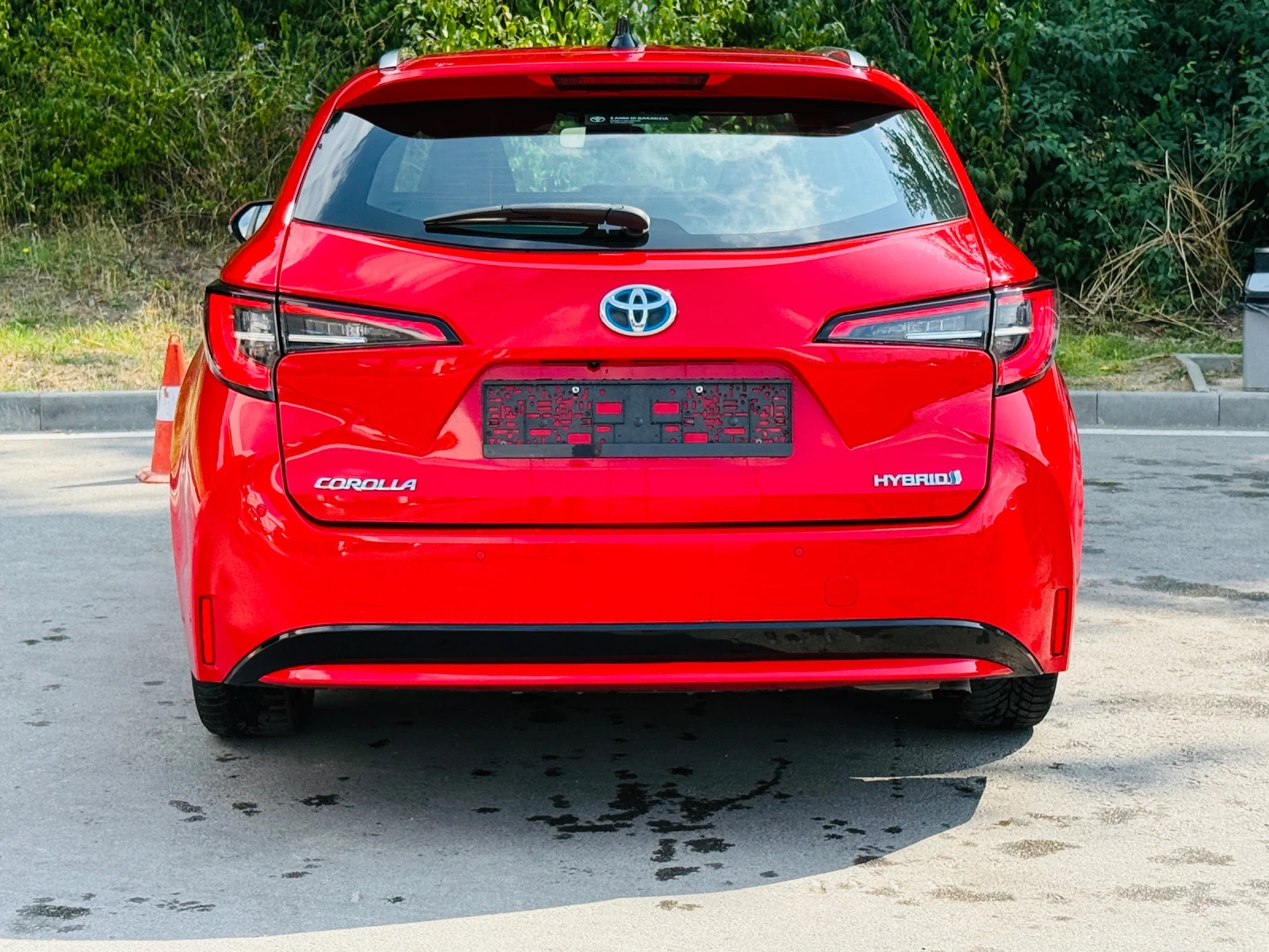 Toyota Corolla 1.8 Hybrid Business Tech / В гаранция / T. Relax , снимка 6 - Автомобили и джипове - 55147208