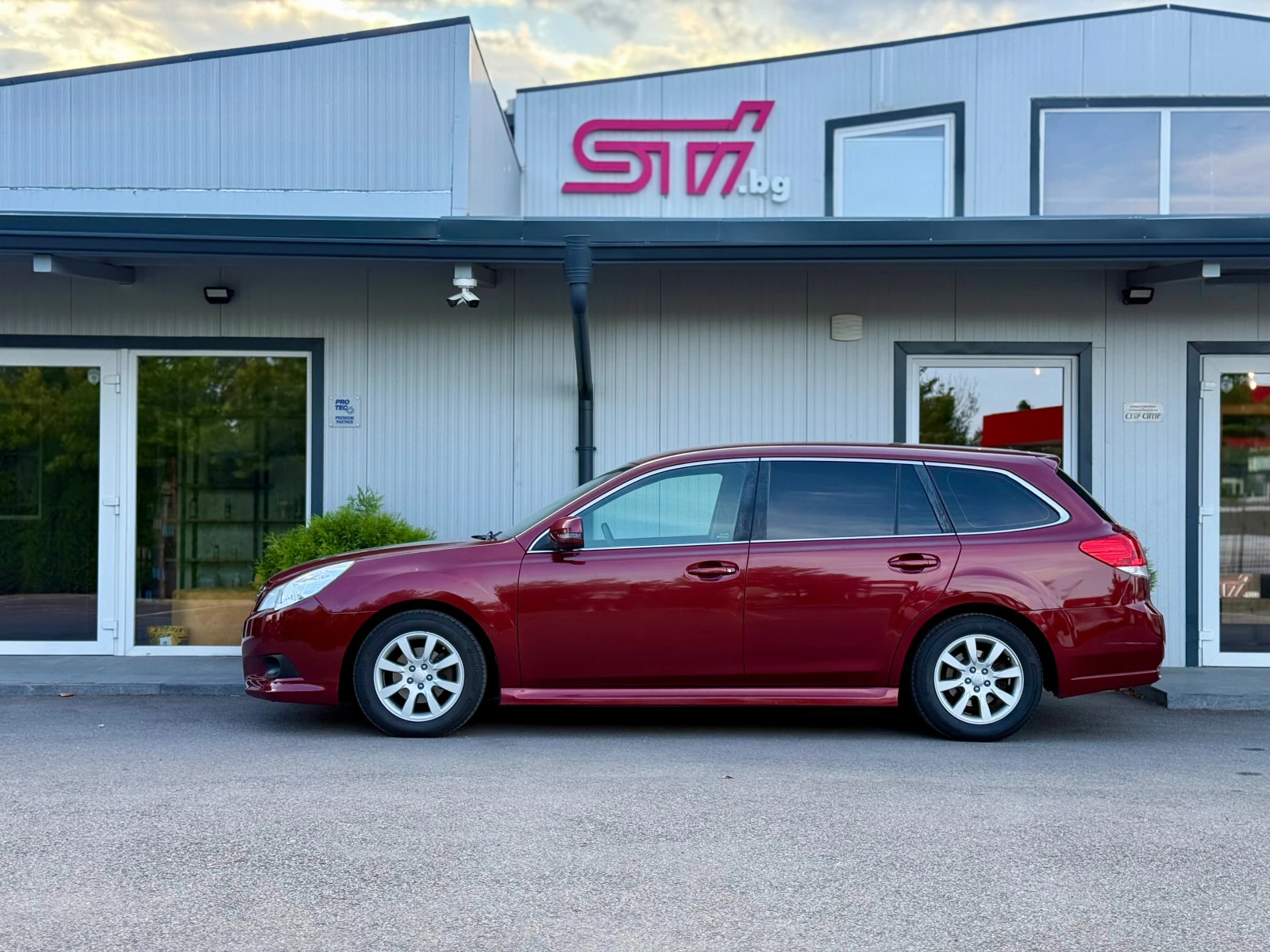 Subaru Legacy 2.0R , снимка 8 - Автомобили и джипове - 55302460