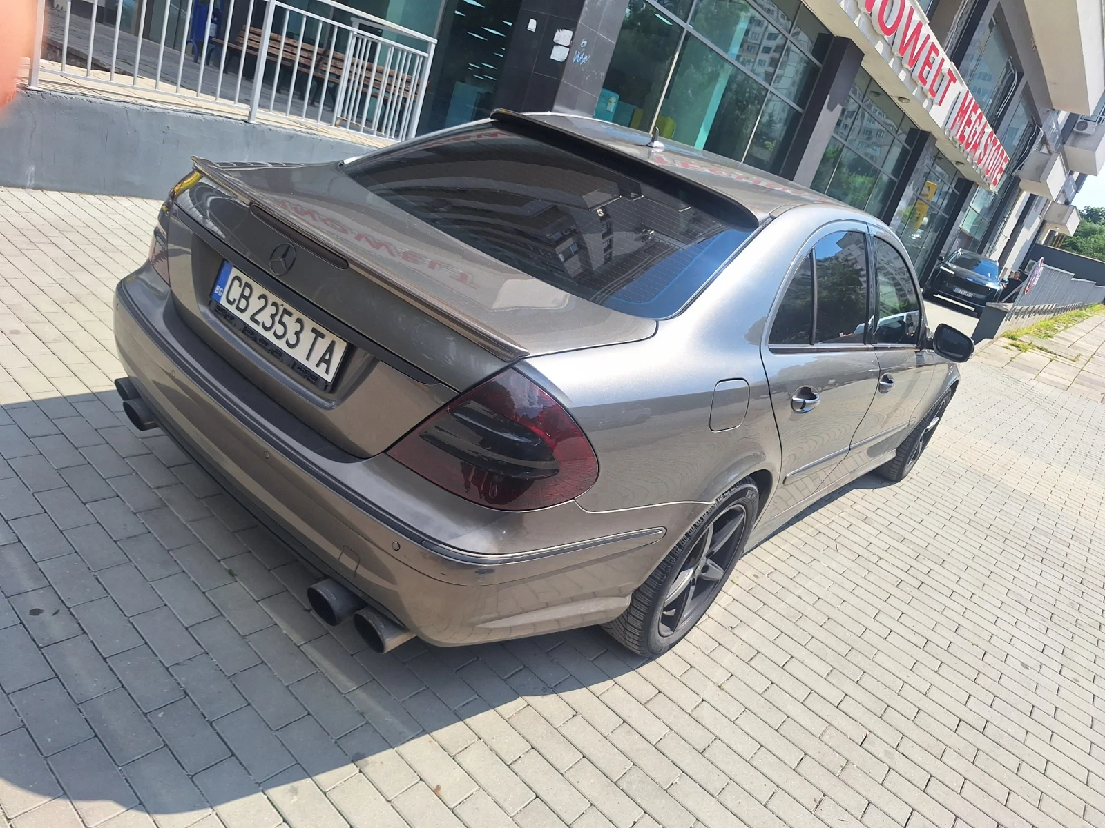 Mercedes-Benz E 320 3, 2 CDI V6, снимка 4 - Автомобили и джипове - 55332624