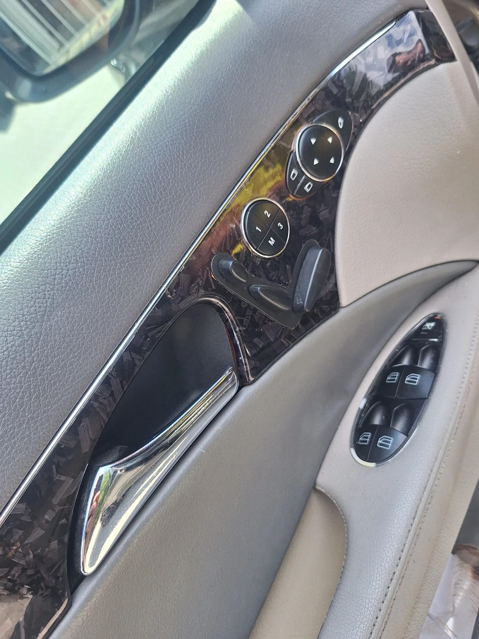 Mercedes-Benz E 320 3, 2 CDI V6, снимка 9 - Автомобили и джипове - 55332624