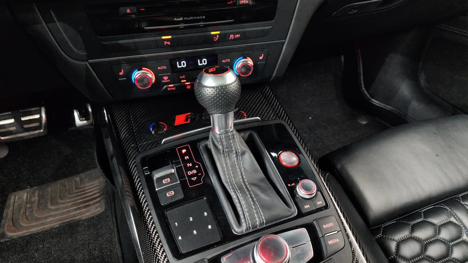 Audi Rs7 4.0 tfsi quattro, снимка 12 - Автомобили и джипове - 55370124