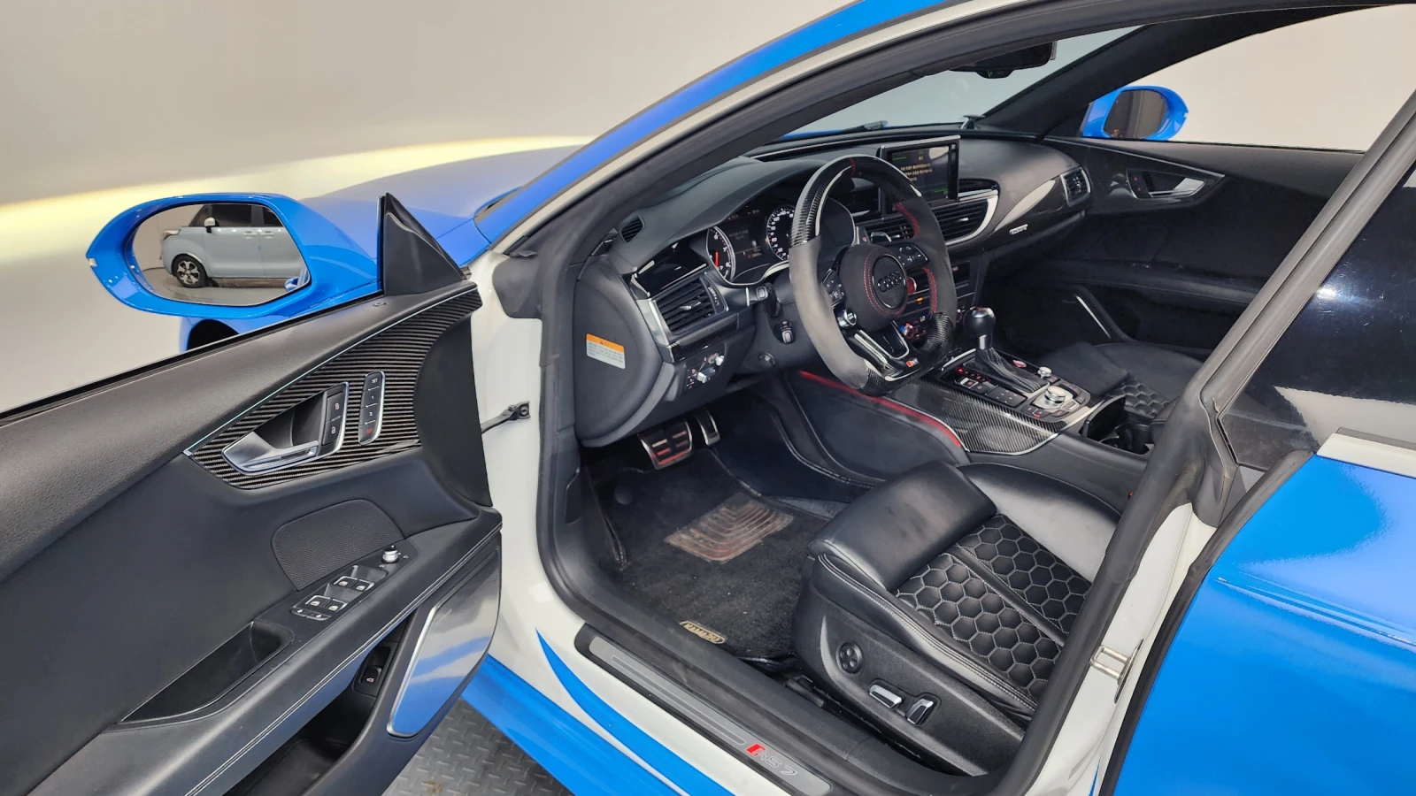 Audi Rs7 4.0 tfsi quattro, снимка 7 - Автомобили и джипове - 55370124