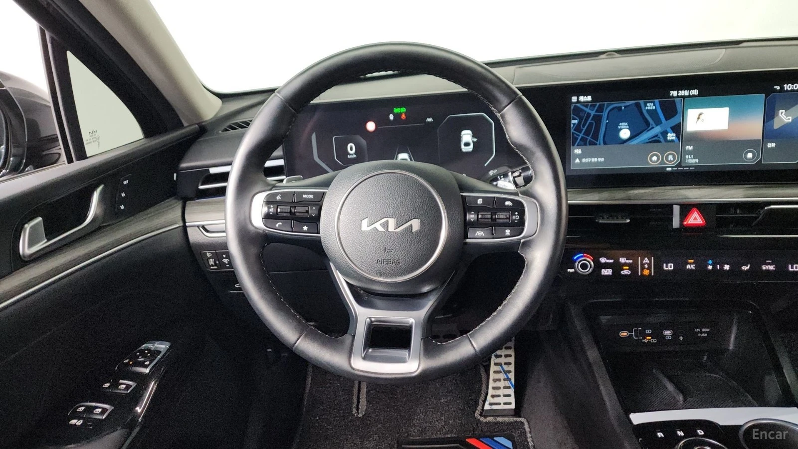 Kia K5 2.0* SIGNATURE* КОЖА* ПОДГРЕВ* ОБДУХВАНЕ* 360* , снимка 12 - Автомобили и джипове - 55680537