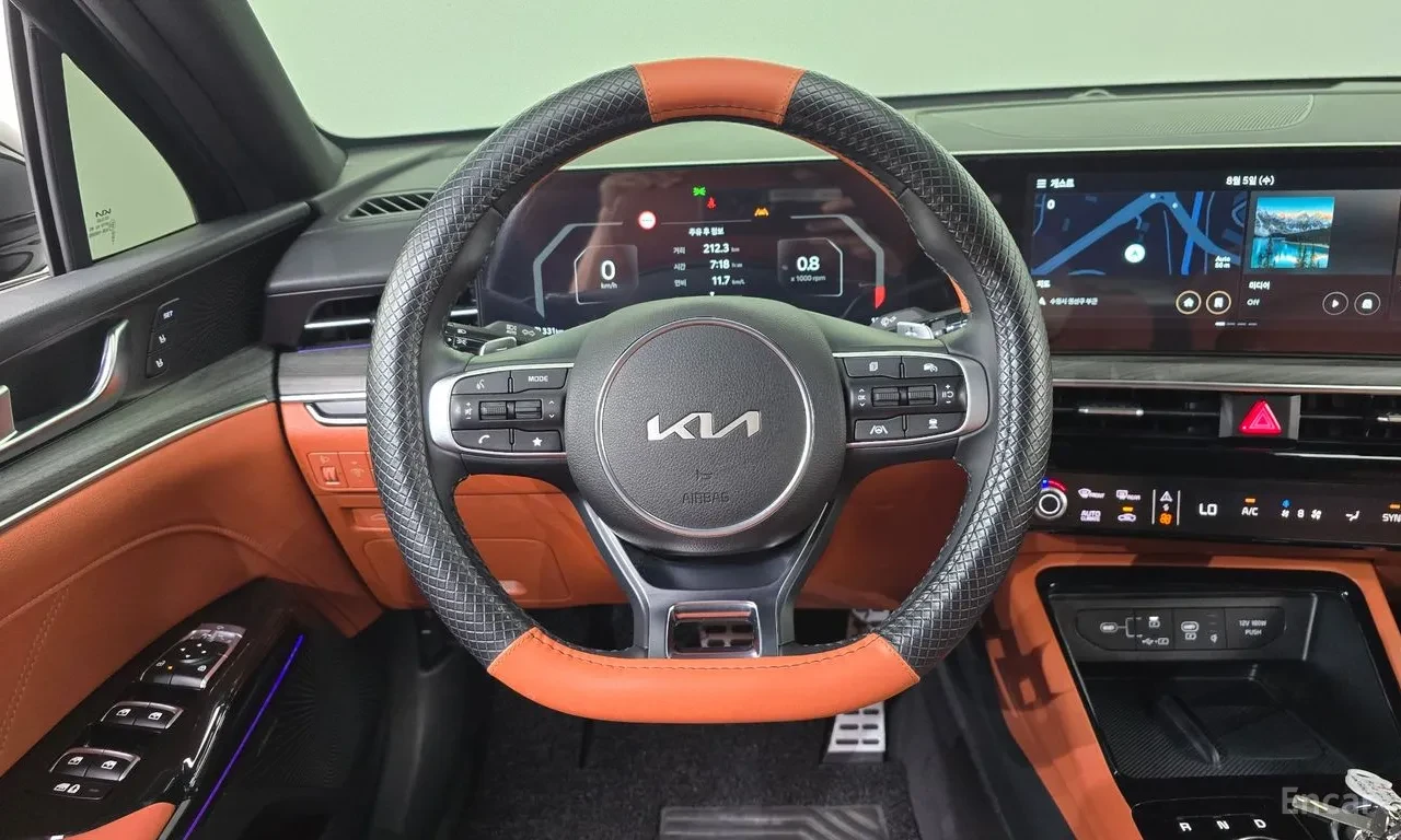 Kia K5 SIGNATURE MAX| KRELL| HUD| ACC| VENT| CAM| 360| БЕ, снимка 12 - Автомобили и джипове - 55960135