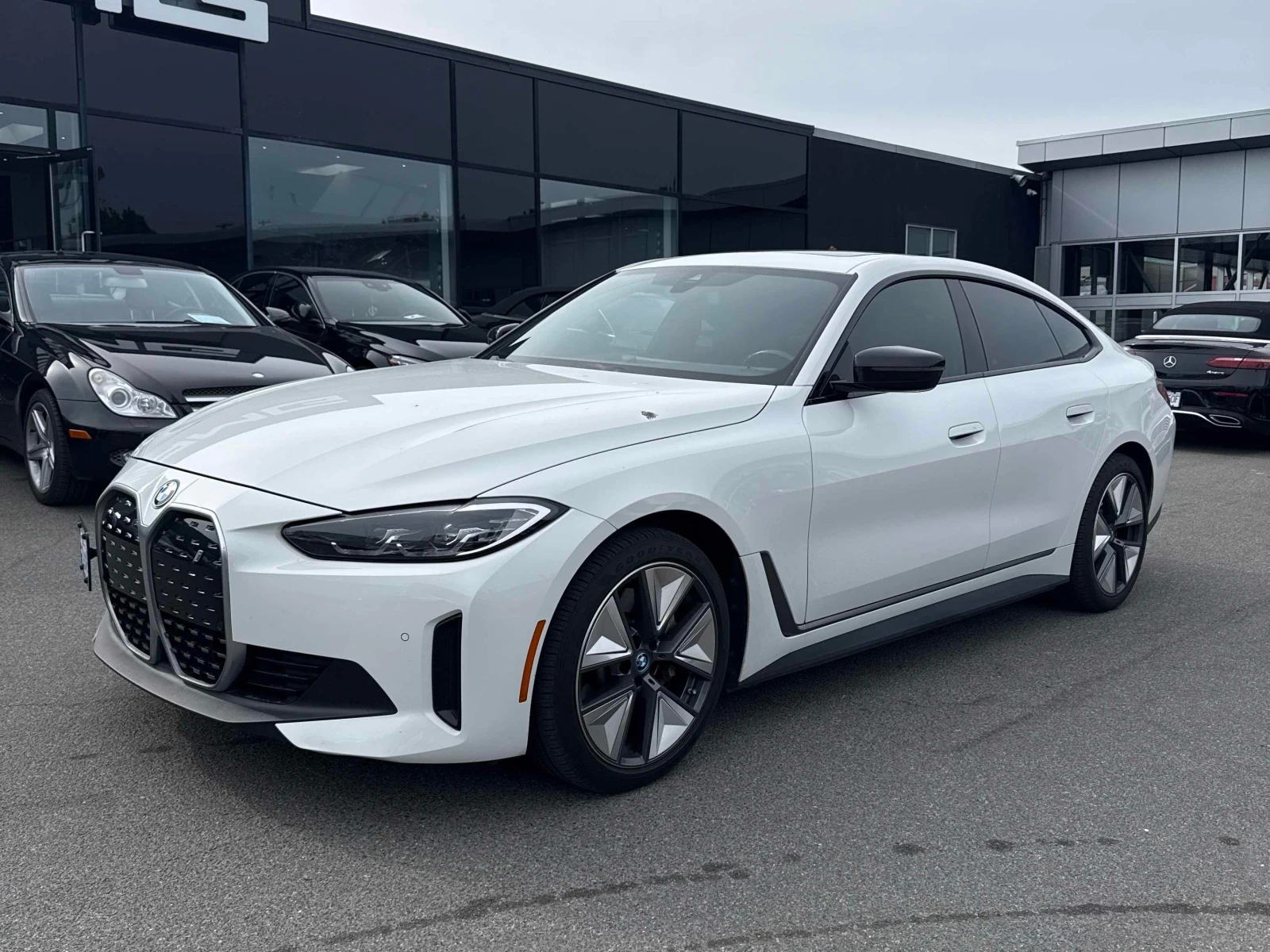 BMW i4 eDrive35 | CARFAX | БЕЗ ИНЦИДЕНТИ