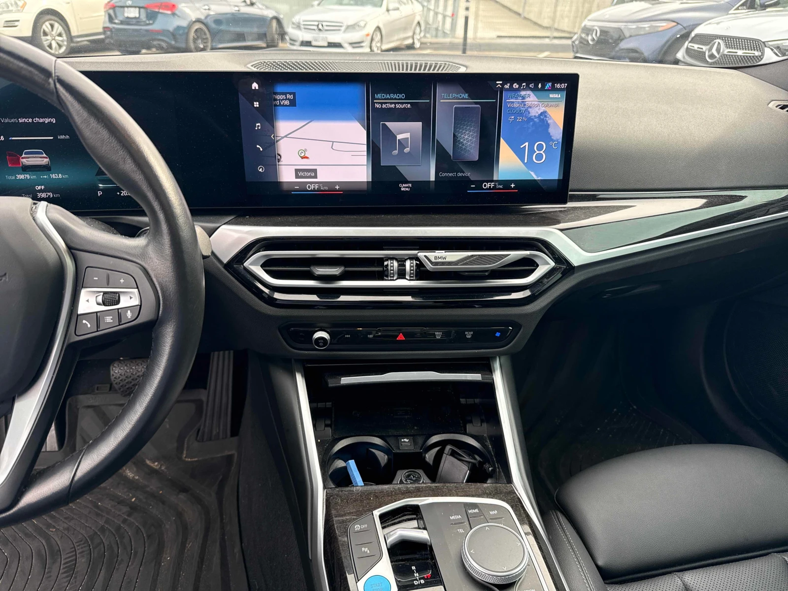 BMW i4 eDrive35 | CARFAX | БЕЗ ИНЦИДЕНТИ, снимка 9 - Автомобили и джипове - 56145141