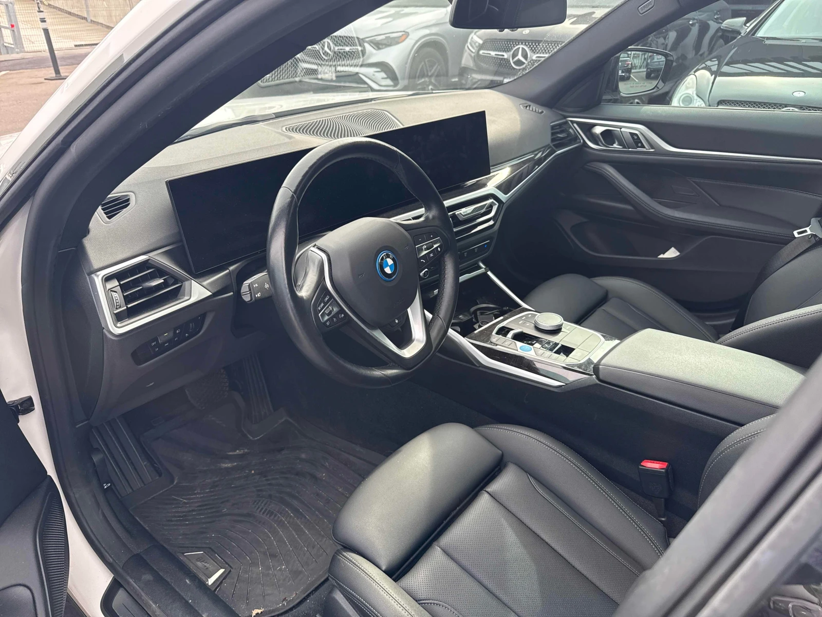 BMW i4 eDrive35 | CARFAX | БЕЗ ИНЦИДЕНТИ, снимка 7 - Автомобили и джипове - 56145141