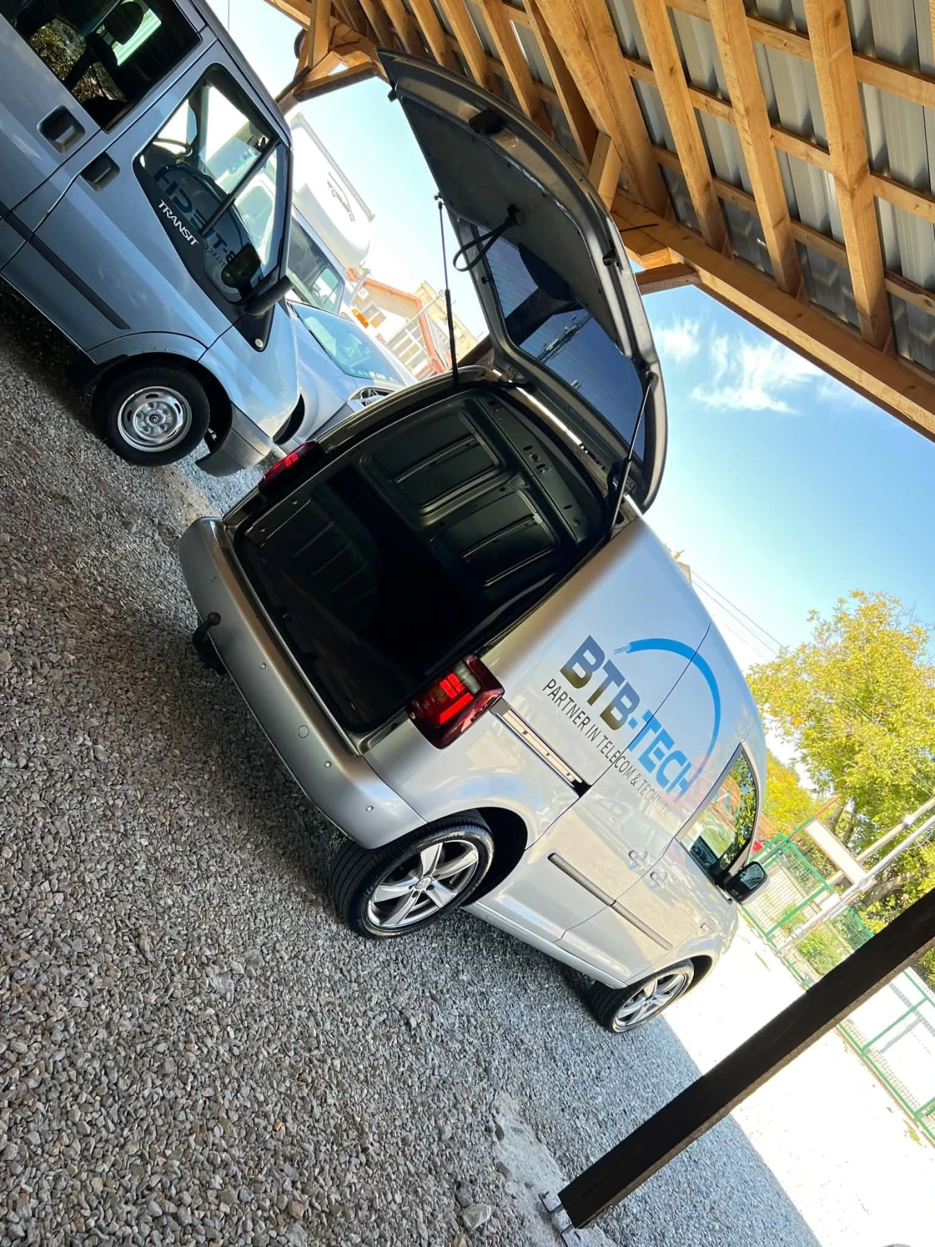 VW Caddy 1.6tdi 102���� | Mobile.bg � ����������� 7