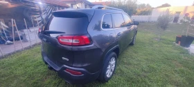     Jeep Cherokee Latitude 4X4  3.2  