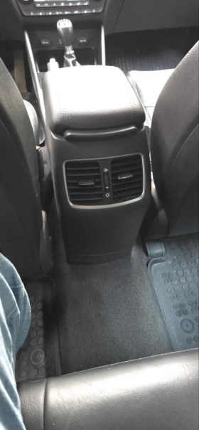 Hyundai Tucson 2.0 Дизел, 4x4, 185 к.с. | Auto.bg — изображение 12
