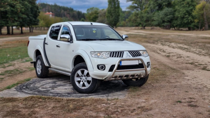 Mitsubishi L200, снимка 2 - Автомобили и джипове - 47251048