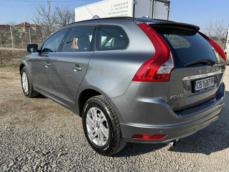 Volvo XC60, снимка 3 - Автомобили и джипове - 49025656