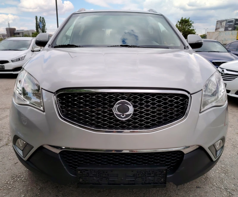 SsangYong Korando 2.0XD-i/Limited, снимка 2 - Автомобили и джипове - 50261484