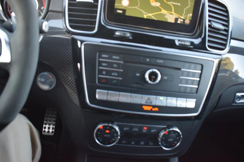 Mercedes-Benz GLE 63 S AMG COUPE/4M/585HP/AIRMATIC/PANORAMA/KLESS/AMBI/757f, снимка 11 - Автомобили и джипове - 51744310