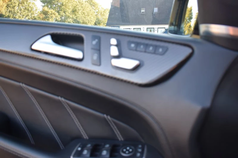 Mercedes-Benz GLE 63 S AMG COUPE/4M/585HP/AIRMATIC/PANORAMA/KLESS/AMBI/757f, снимка 14 - Автомобили и джипове - 51744310