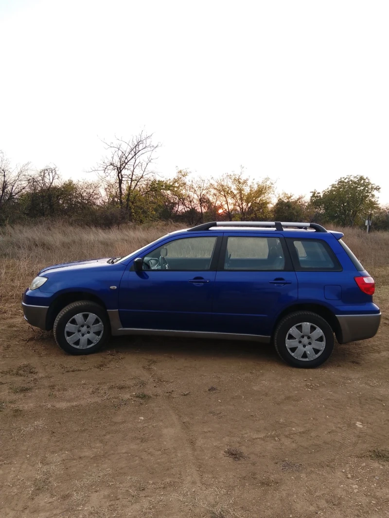 Mitsubishi Outlander 2.0 136 LPG 4X4, снимка 10 - Автомобили и джипове - 51952921