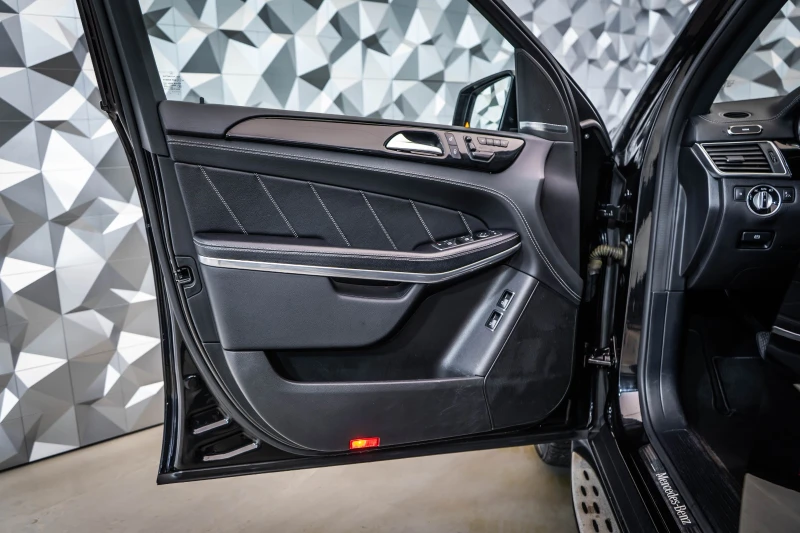 Mercedes-Benz GL 500, снимка 7 - Автомобили и джипове - 52470383