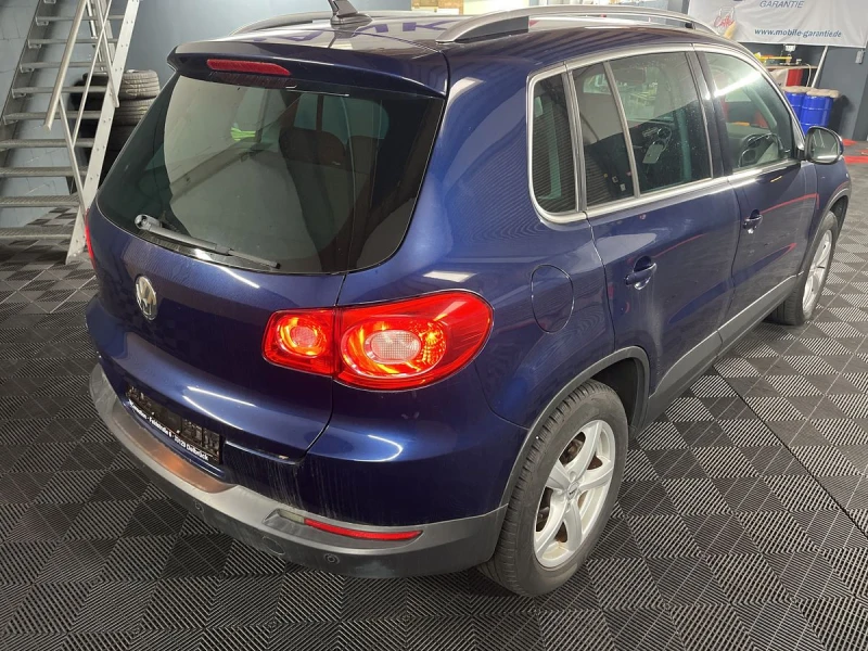 VW Tiguan 2.0TDI 4-MOTION FUL EXTRI !!!! 100% РЕАЛНИ КМ !!!!, снимка 4 - Автомобили и джипове - 53275483