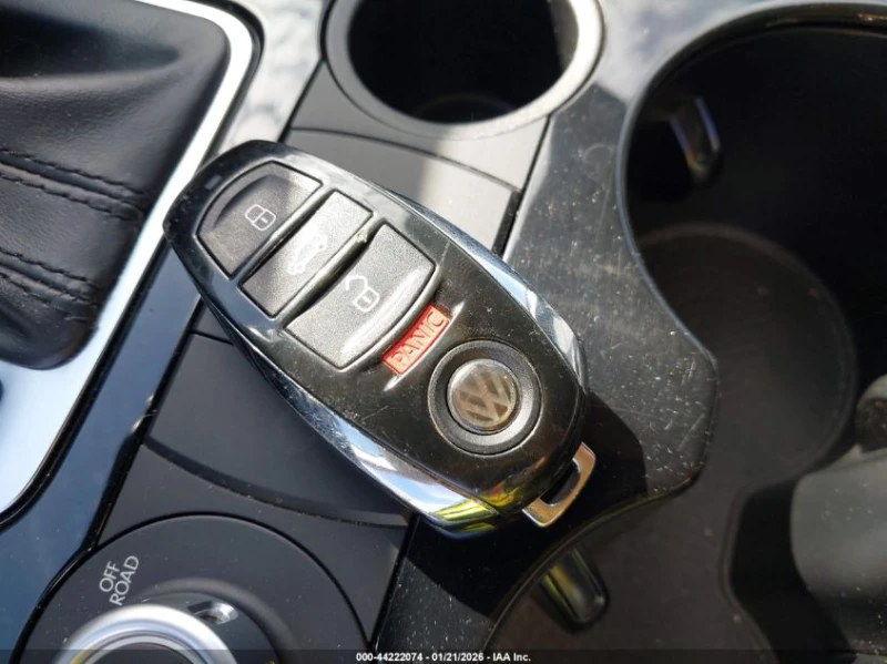 VW Touareg 3.6L V-6 DI, DOHC, VVT, 280HP All Wheel Drive, снимка 3 - Автомобили и джипове - 53482498