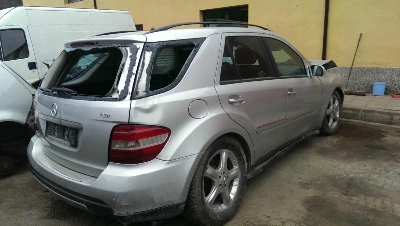 Mercedes-Benz ML 320 320CDI, снимка 1 - Автомобили и джипове - 9827146