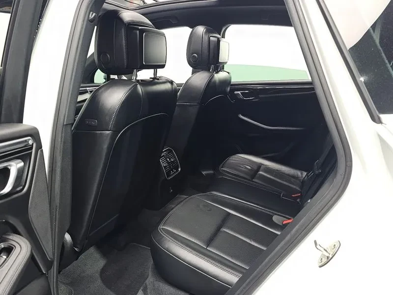 Porsche Macan 3.0 S DIESEL 95B, снимка 12 - Автомобили и джипове - 55000871