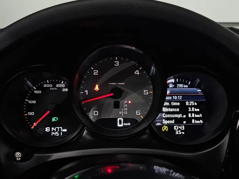 Porsche Macan 3.0 S DIESEL 95B, снимка 8 - Автомобили и джипове - 55000871
