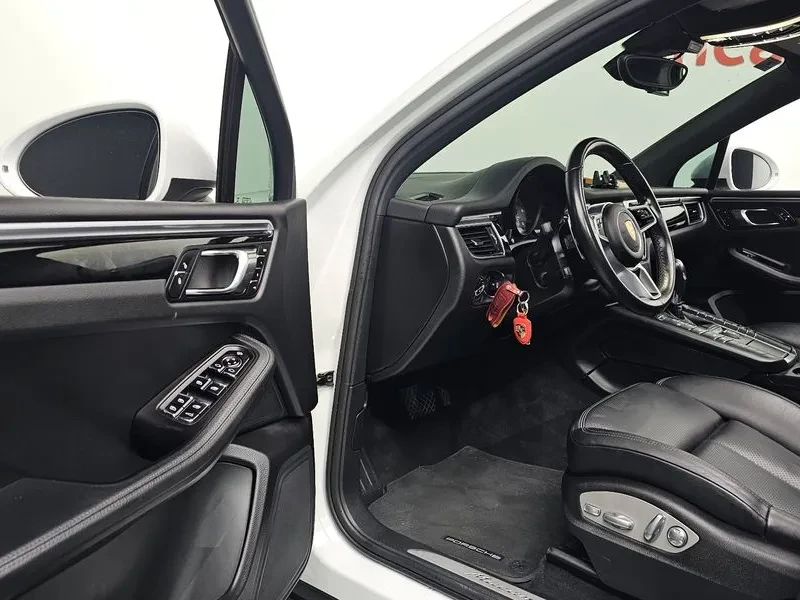 Porsche Macan 3.0 S DIESEL 95B, снимка 11 - Автомобили и джипове - 55000871