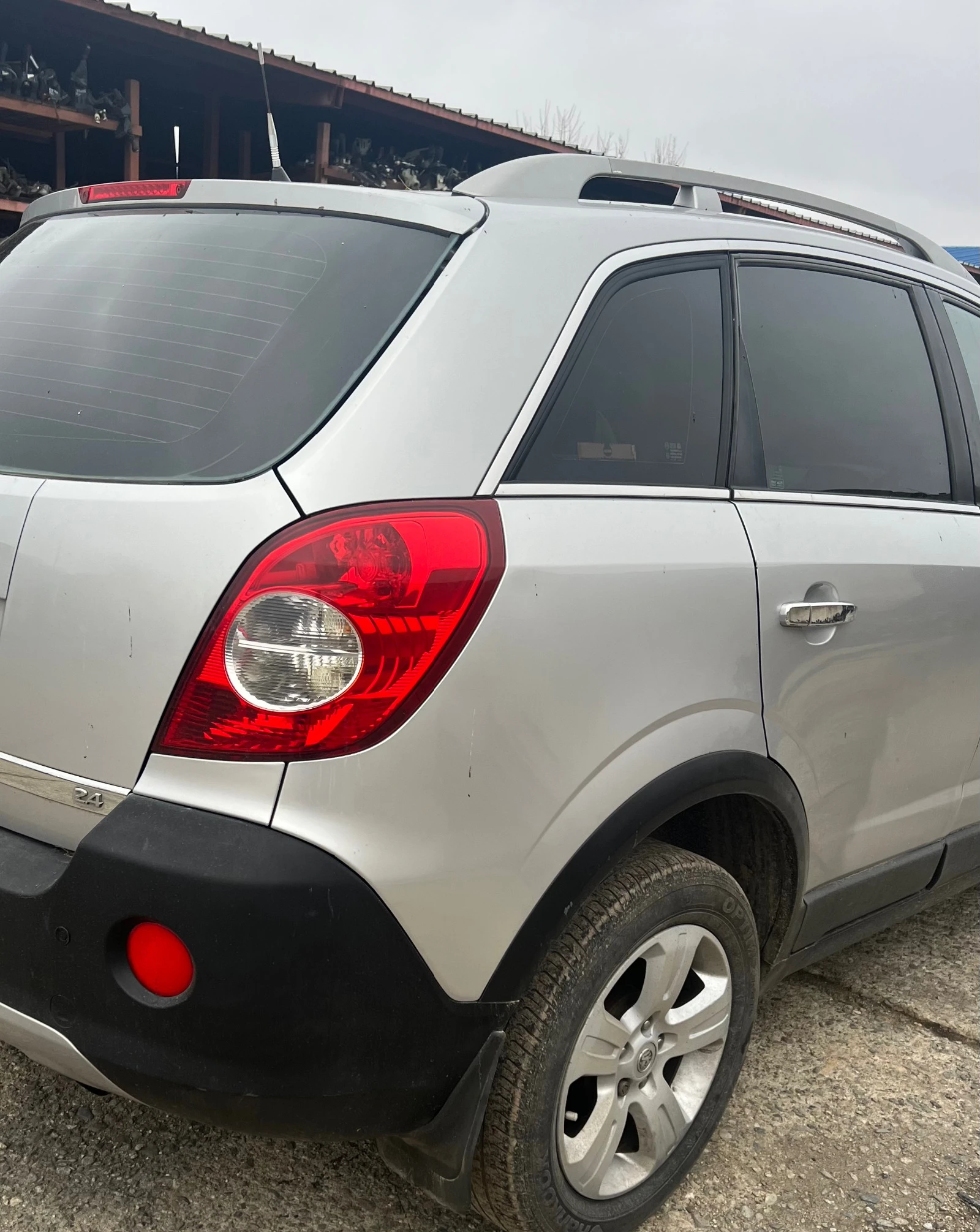 Opel Antara 2.4 i 2.0 d - изображение 3