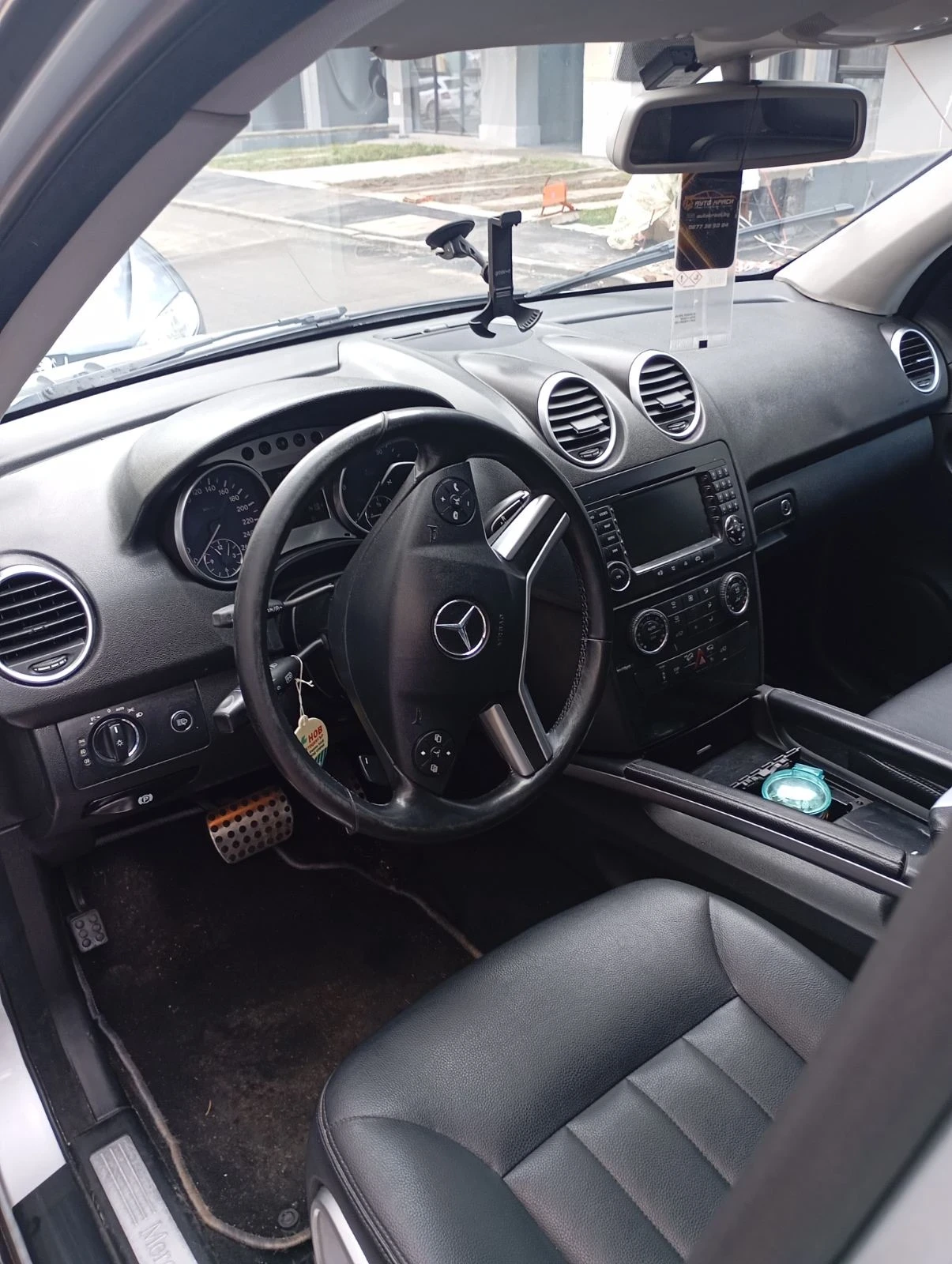 Mercedes-Benz ML 320  - изображение 7