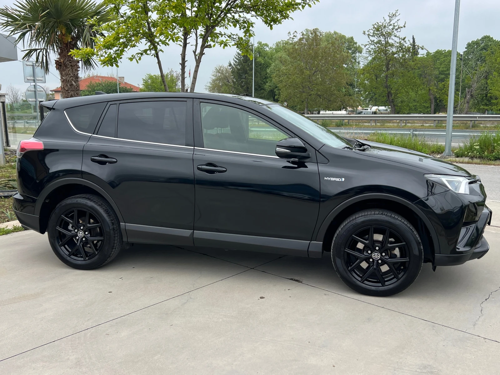 Toyota Rav4 2.5-HYBRID-BLACK EDITION-117000��-����� ��������!! | Mobile.bg � ����������� 4