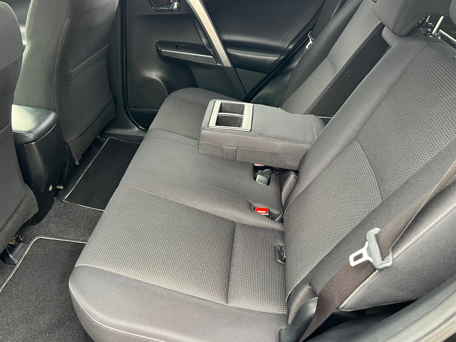 Toyota Rav4 2.5-HYBRID-BLACK EDITION-117000��-����� ��������!! | Mobile.bg � ����������� 14