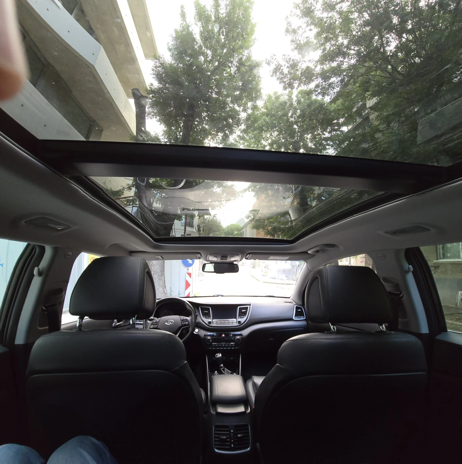 Hyundai Tucson 2.0 Дизел, 4x4, 185 к.с., снимка 10 - Автомобили и джипове - 54658074