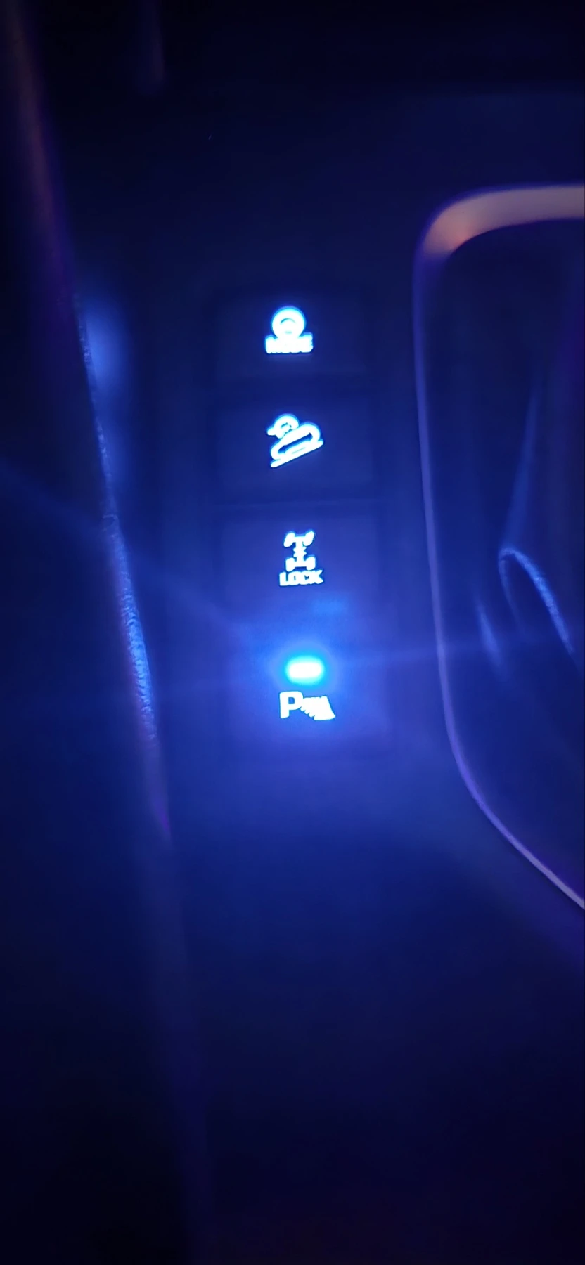 Hyundai Tucson 2.0 Дизел, 4x4, 185 к.с., снимка 9 - Автомобили и джипове - 54658074