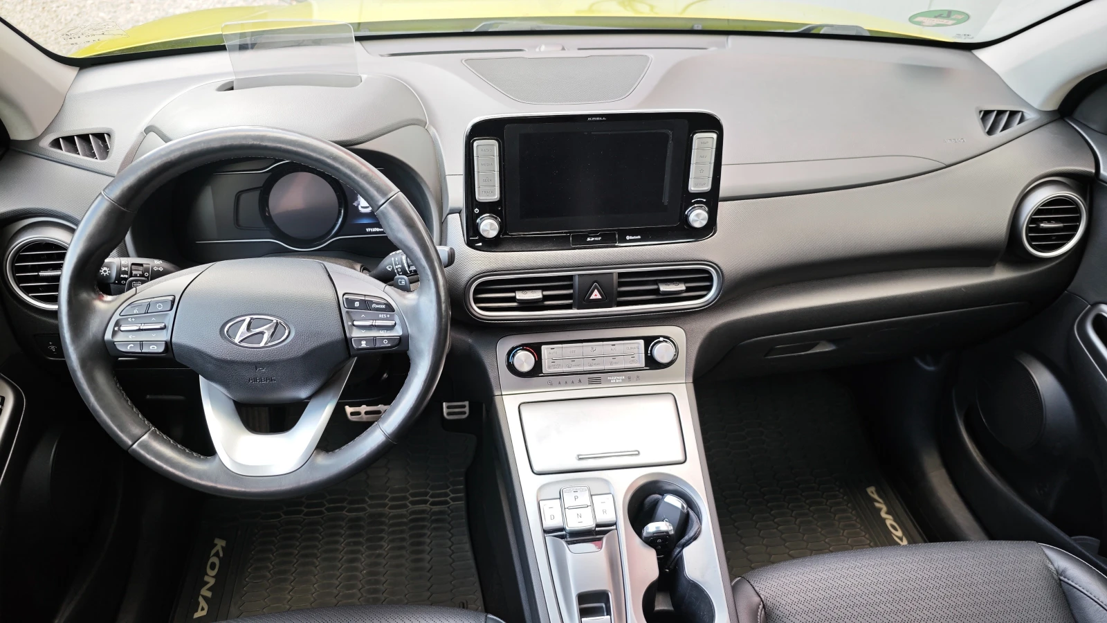 Hyundai Kona НАЛИЧЕН РУСЕ/ДАНЪЧЕН КРЕДИТ/СМЯНА НА ЦВЯТ 1000евро, снимка 14 - Автомобили и джипове - 54793148