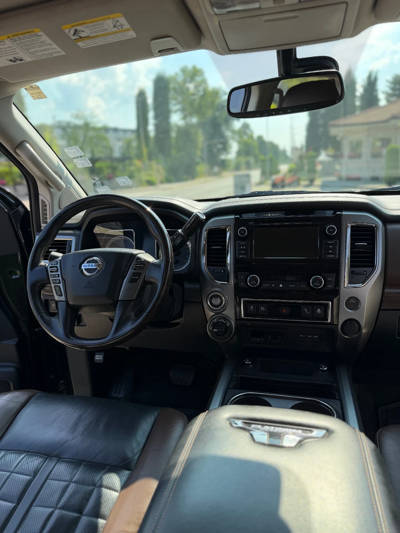Nissan Titan crew cab Platinum Reserve 5.6 LPG | Mobile.bg � ����������� 8