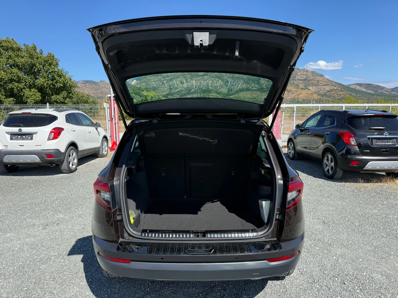 Skoda Karoq (KATO НОВА), снимка 13 - Автомобили и джипове - 55627576