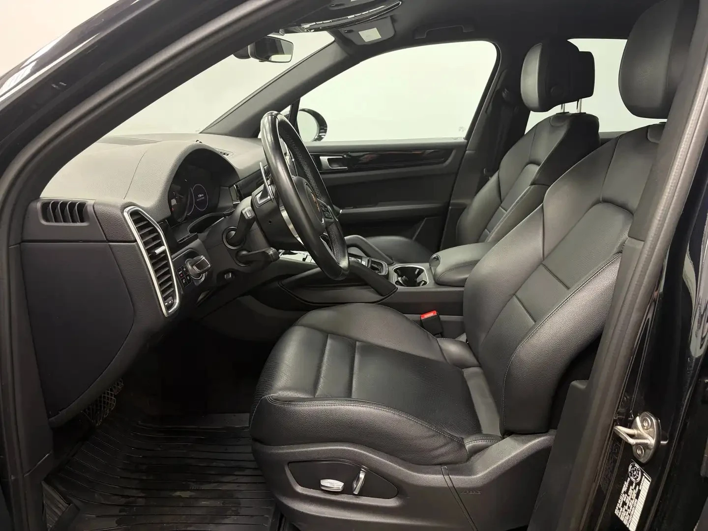 Porsche Cayenne ЦЕНА ДО БЪЛГАРИЯ АВТОКРЕДИТ, снимка 10 - Автомобили и джипове - 55848857