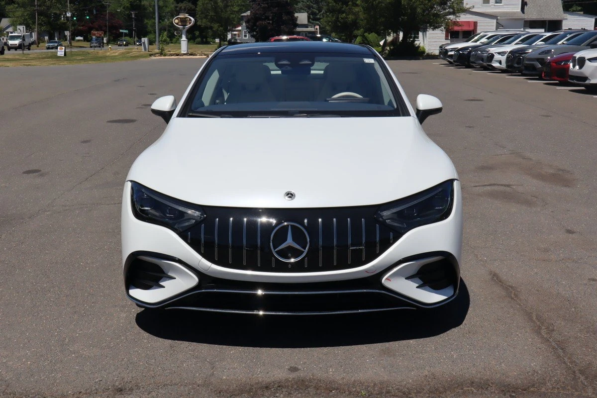 Mercedes-Benz EQE AMG 53 4MATIC/ОБДУХВАНЕ/ПАНОРАМА/ДИСТРОНИК