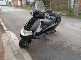     Piaggio Hexagon