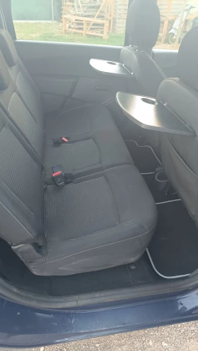 Dacia Lodgy 1.6-102кс 7местна , снимка 8