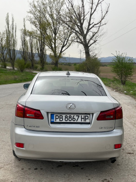 Lexus IS 2.2DCAT, снимка 2 - Автомобили и джипове - 45109131