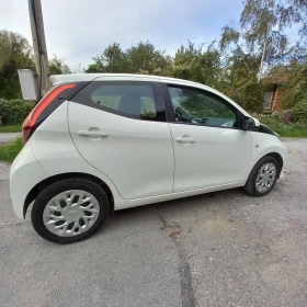 Toyota Aygo Айго автоматик, снимка 6