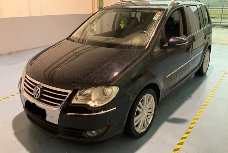 VW Touran 2.0TDI/170/BMN/DSG/Автомат/Кожа/Ксенон, снимка 1 - Автомобили и джипове - 47316221