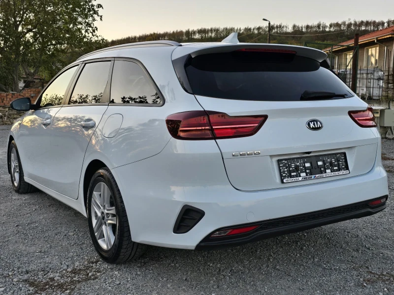 Kia Ceed 1.4 MPI 100 К.С. КАМЕРА / ЛЕЙН-АСИСТ / ЕВРО 6, снимка 3 - Автомобили и джипове - 47390806