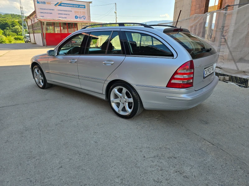 Mercedes-Benz C 220 ELEGANCE, снимка 3 - Автомобили и джипове - 47849620