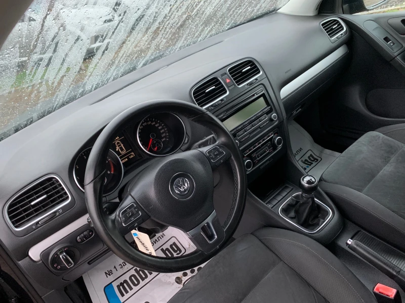 VW Golf 1.6 Tdi, снимка 8 - Автомобили и джипове - 48489987