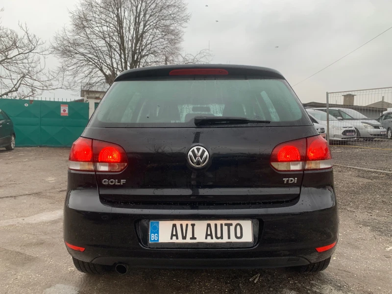 VW Golf 1.6 Tdi, снимка 4 - Автомобили и джипове - 48489987