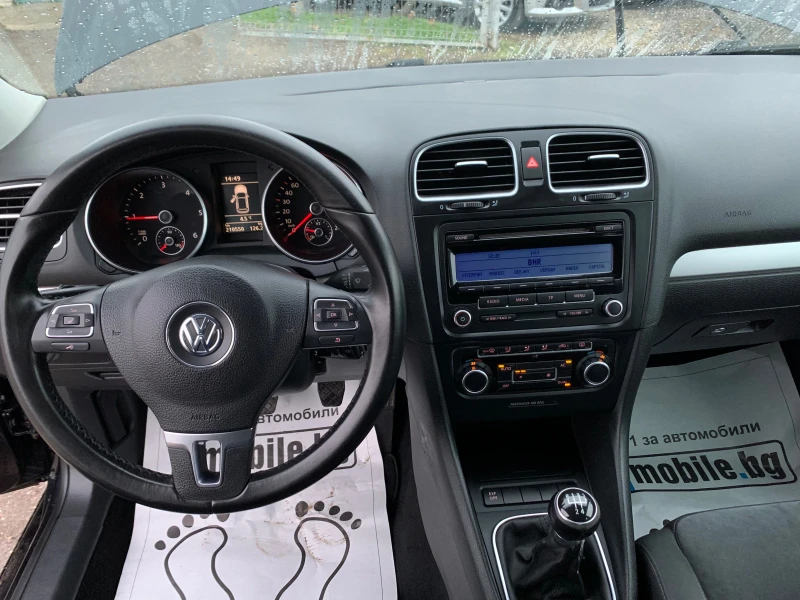 VW Golf 1.6 Tdi, снимка 16 - Автомобили и джипове - 48489987