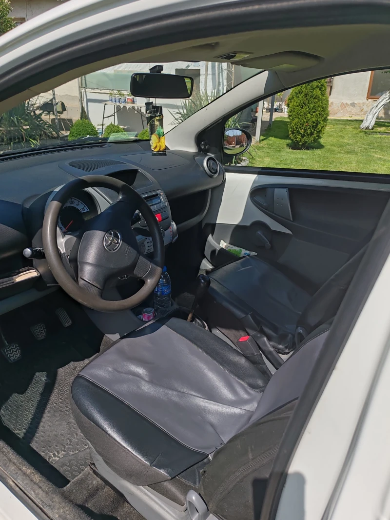 Toyota Aygo, снимка 7 - Автомобили и джипове - 52555381
