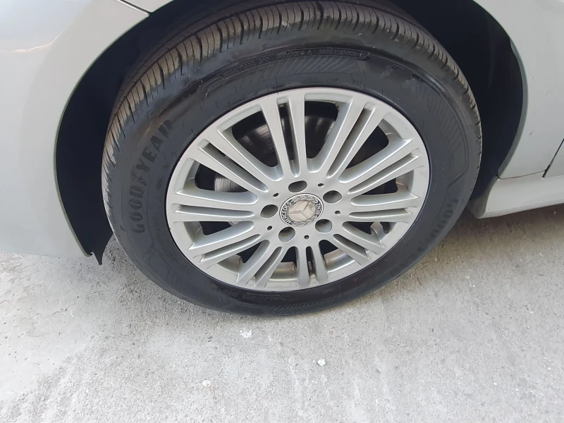 Mercedes-Benz B 180  6 skr PODGREV NOVA NOVA , снимка 11 - Автомобили и джипове - 51625669